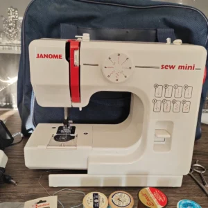 JANOME 525 Mini Electric Sewing Machine with Foot Pedal